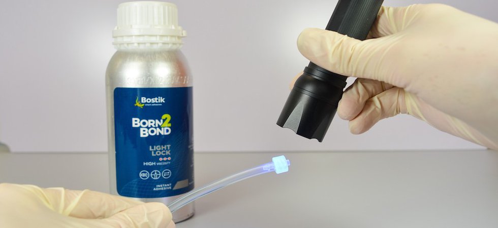 INT166 - Born2Bond Light Lock Medical Device.jpg